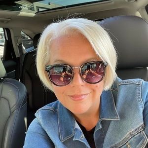 Meet your Posher, Kim